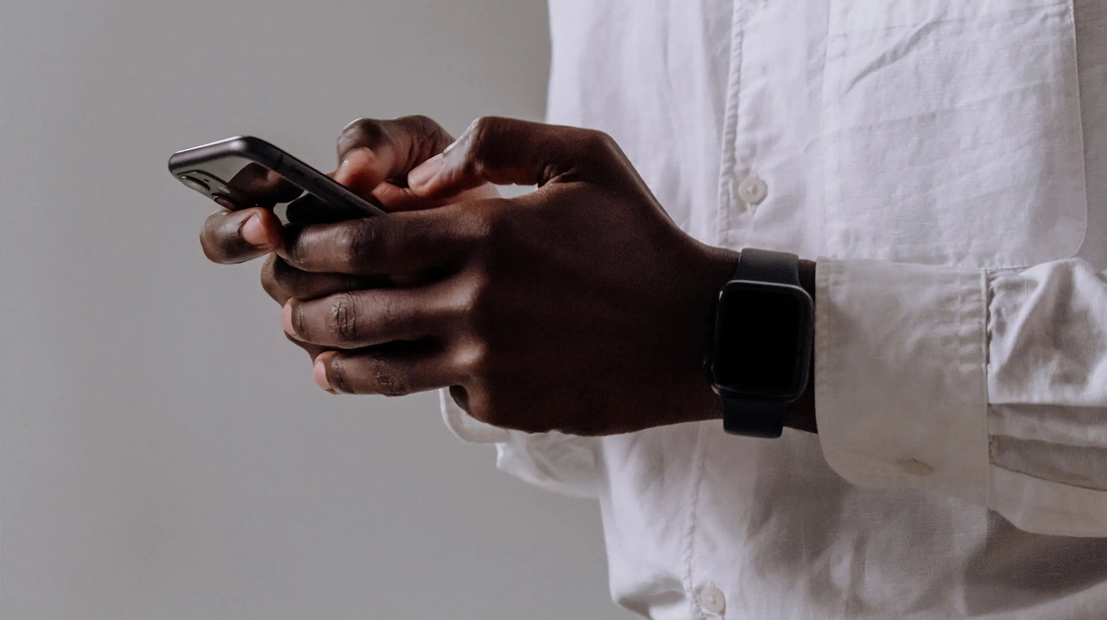 Substitute Phone therapeutic objects by Klemens Schillinger
